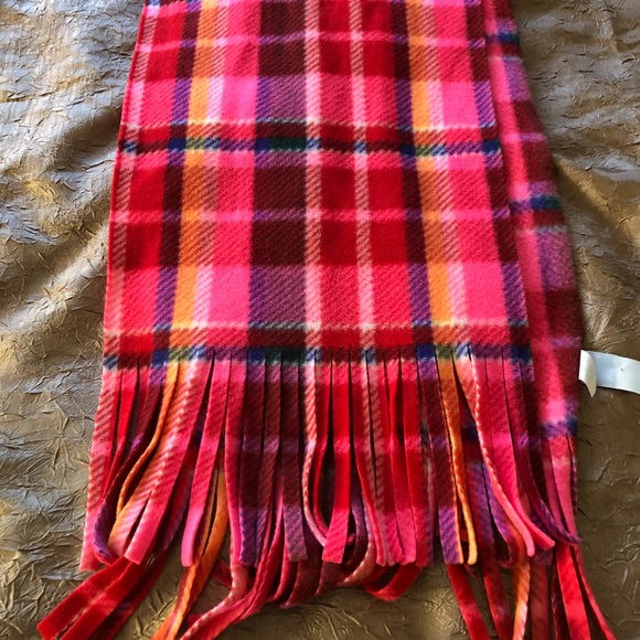 Scarf - Picture 2 of 3